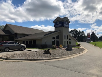 boarders inn and suites by cobblestone hotels fayette