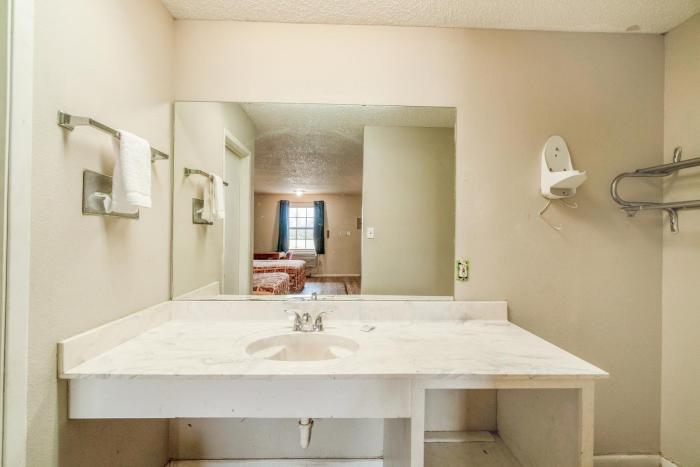 executive inn by oyo mineral wells us 180