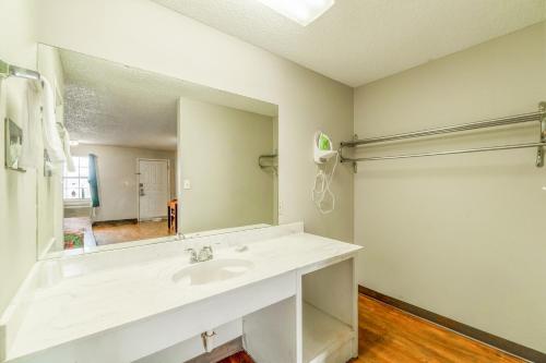 executive inn by oyo mineral wells us 180