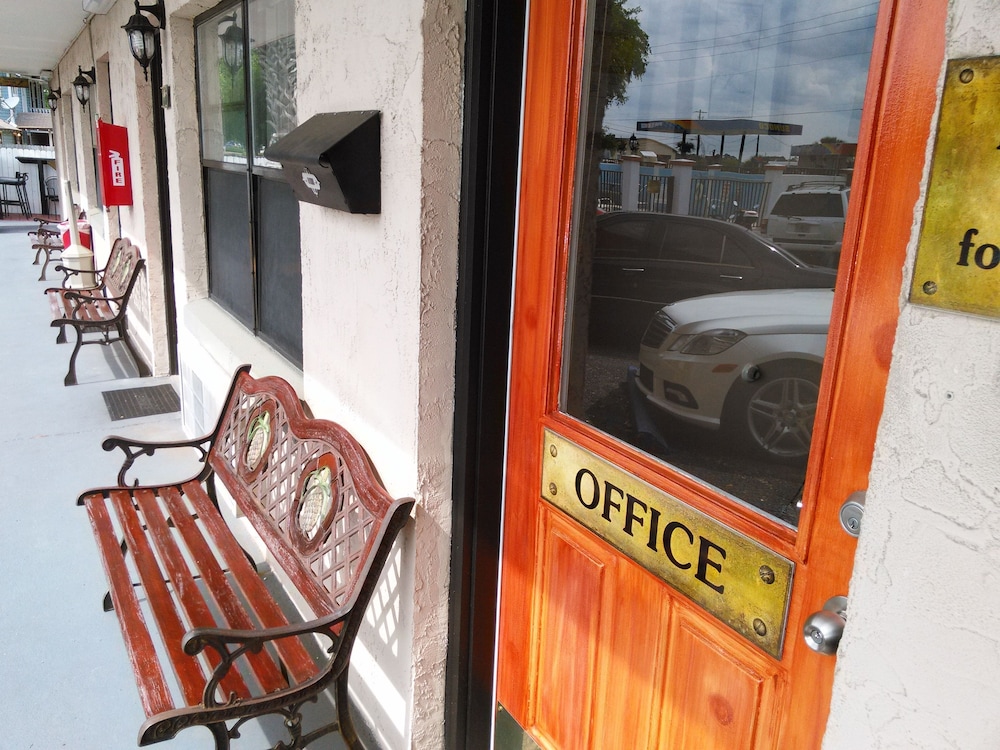 merida inn and suites