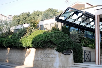 hotel and restaurant milan