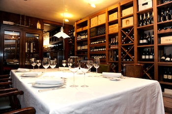 hotel and restaurant milan