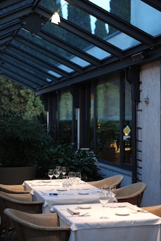hotel and restaurant milan