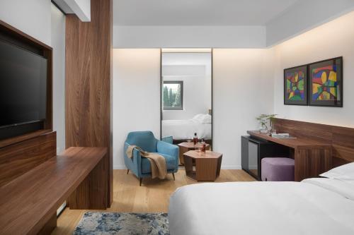 hotel and restaurant milan