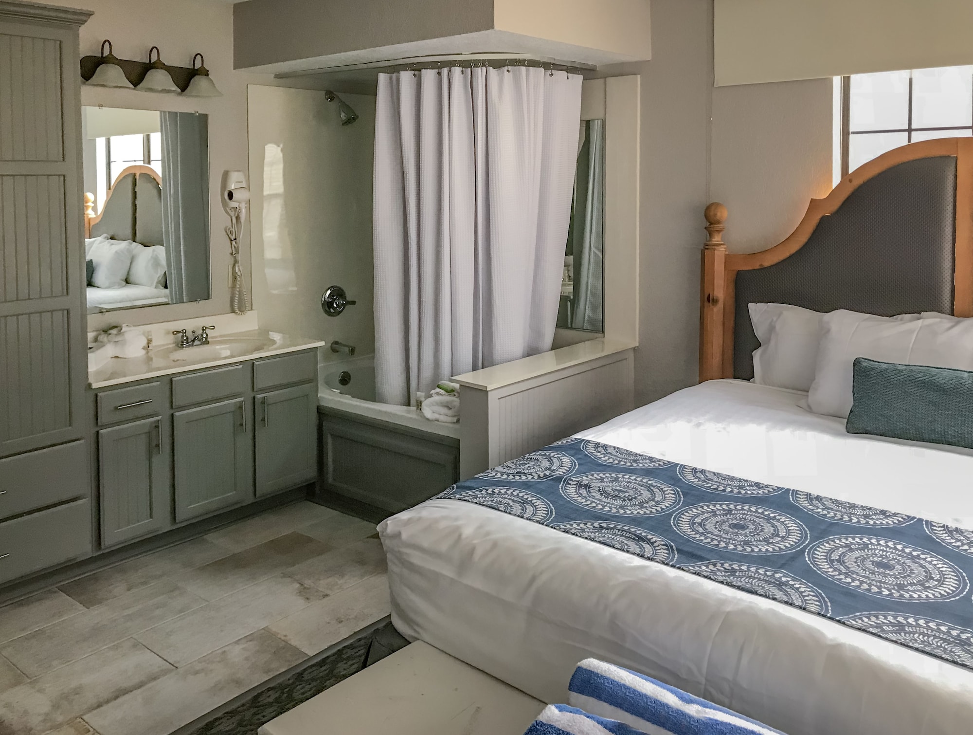 holiday inn club vacations oak n spruce resort berkshires