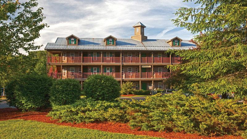 holiday inn club vacations oak n spruce resort berkshires