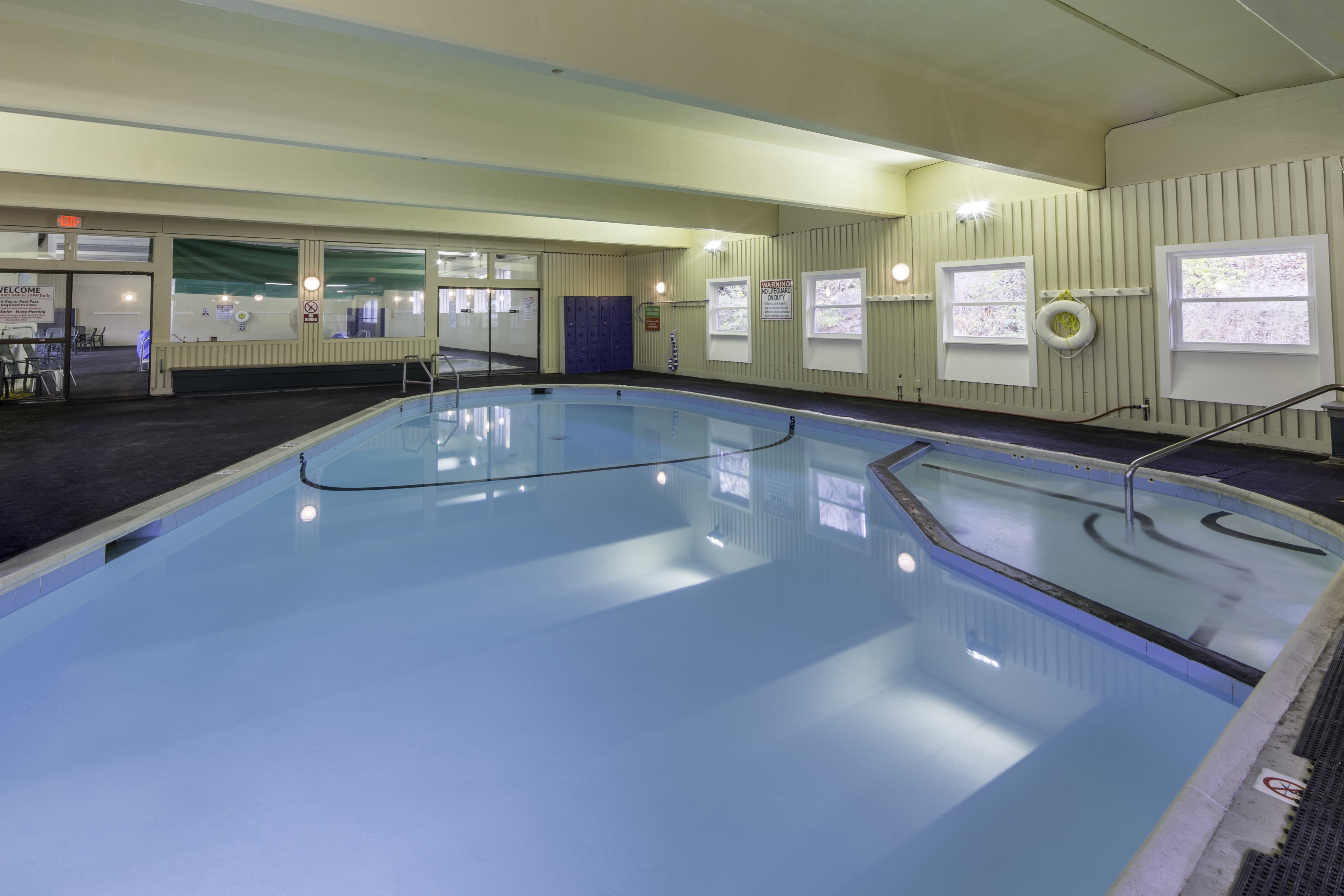 holiday inn club vacations oak n spruce resort berkshires