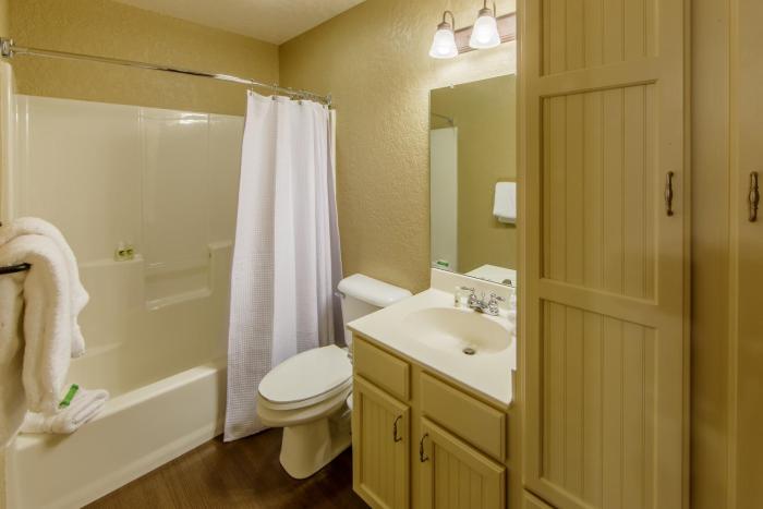 holiday inn club vacations oak n spruce resort berkshires