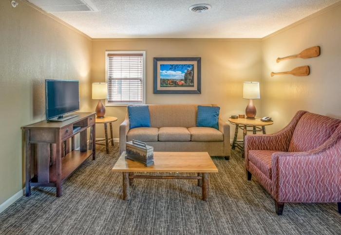 holiday inn club vacations oak n spruce resort berkshires