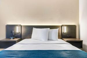 studio 6 mountlake terrace wa seattle