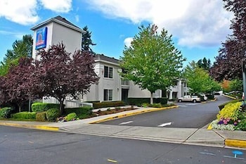 studio 6 mountlake terrace wa seattle