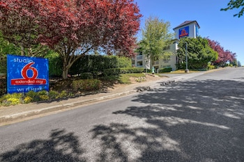 studio 6 mountlake terrace wa seattle