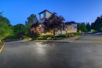 studio 6 mountlake terrace wa seattle