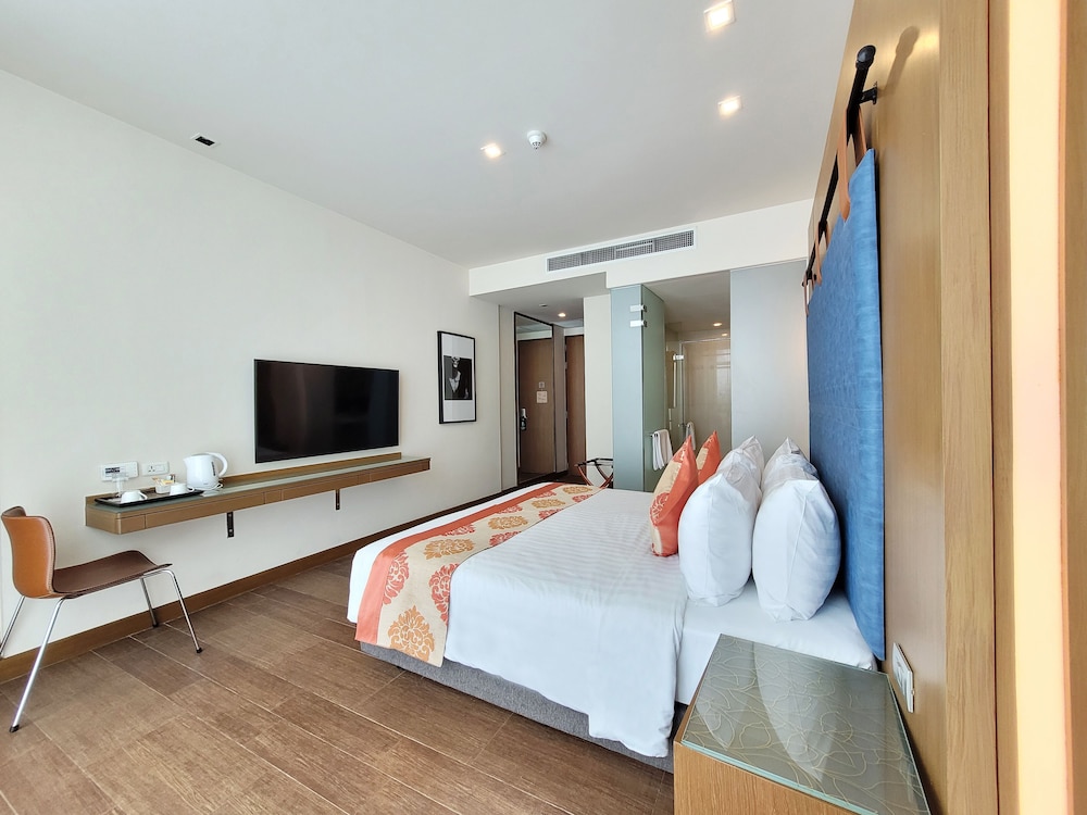on8 sukhumvit nana bangkok by compass hospitality