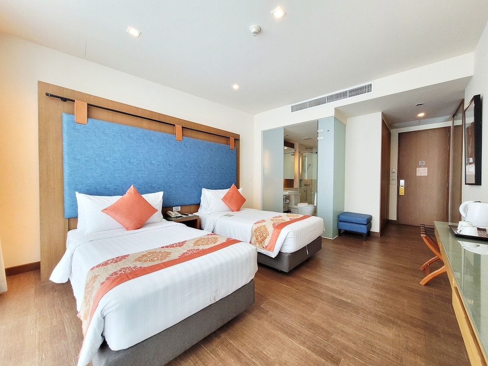 on8 sukhumvit nana bangkok by compass hospitality