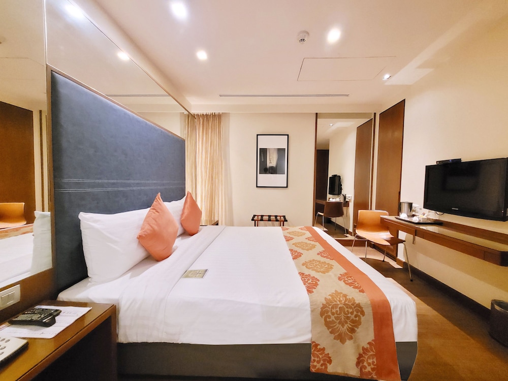 on8 sukhumvit nana bangkok by compass hospitality