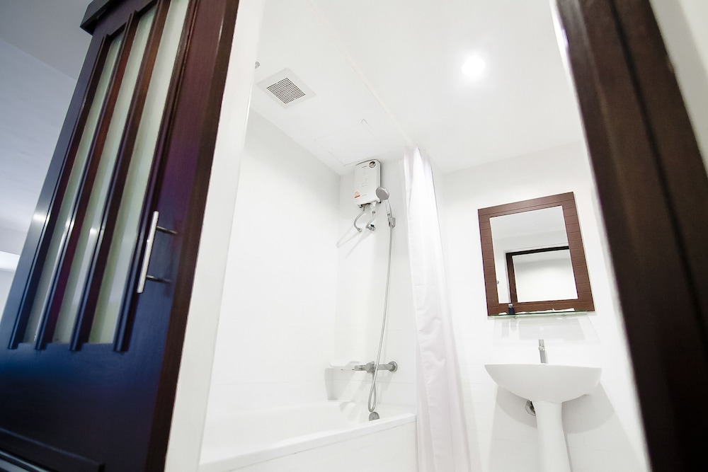 romance bangna hotel