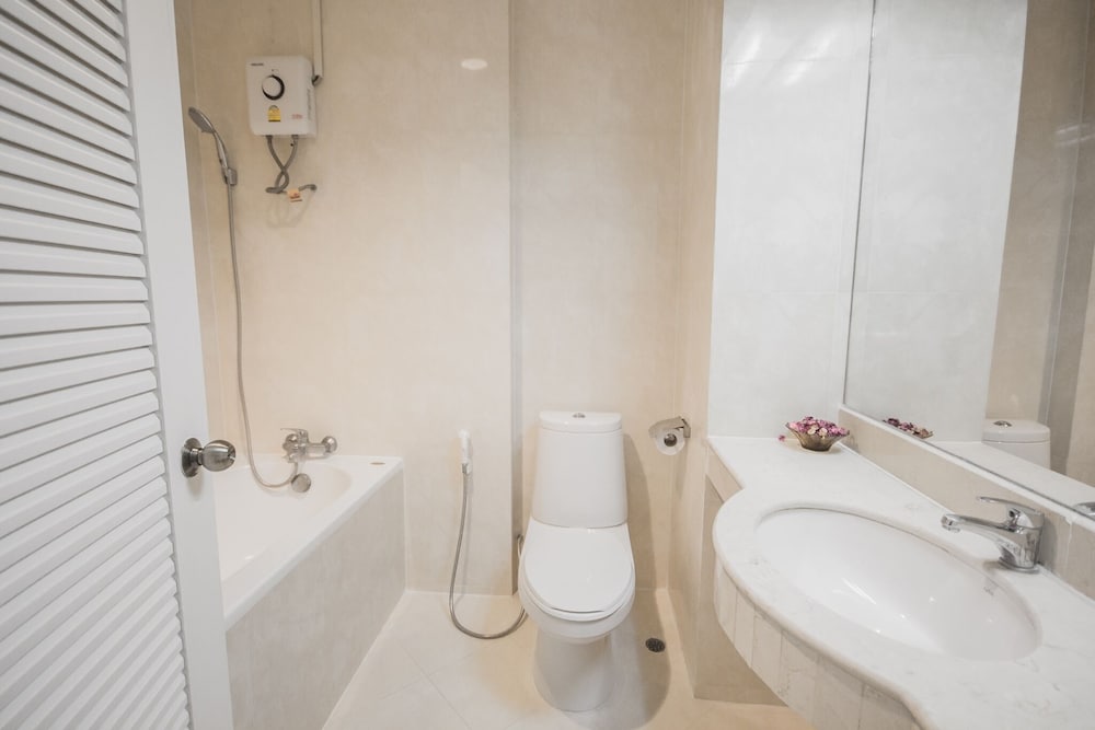 romance bangna hotel