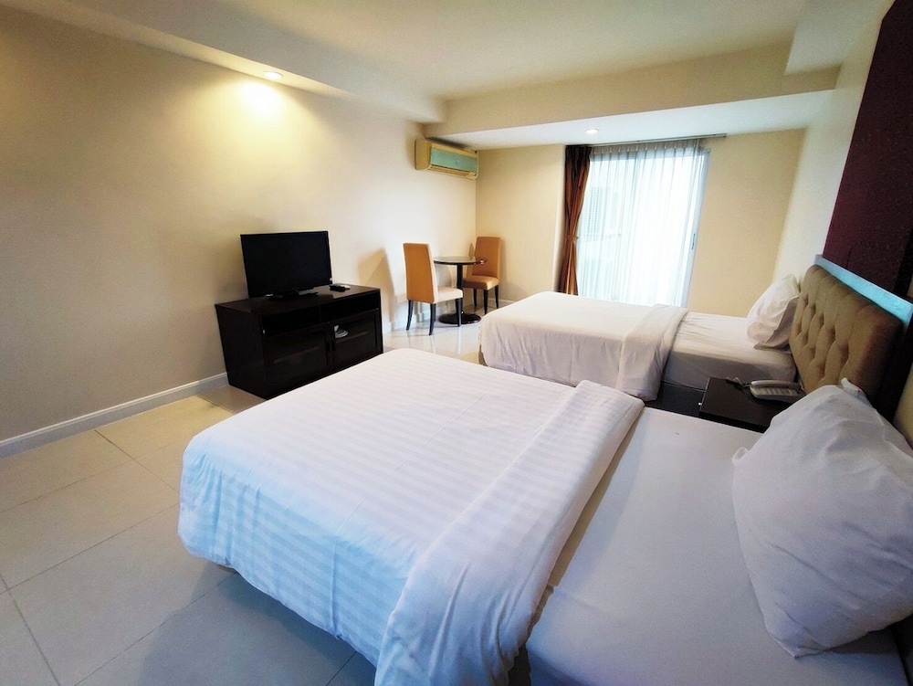 romance bangna hotel