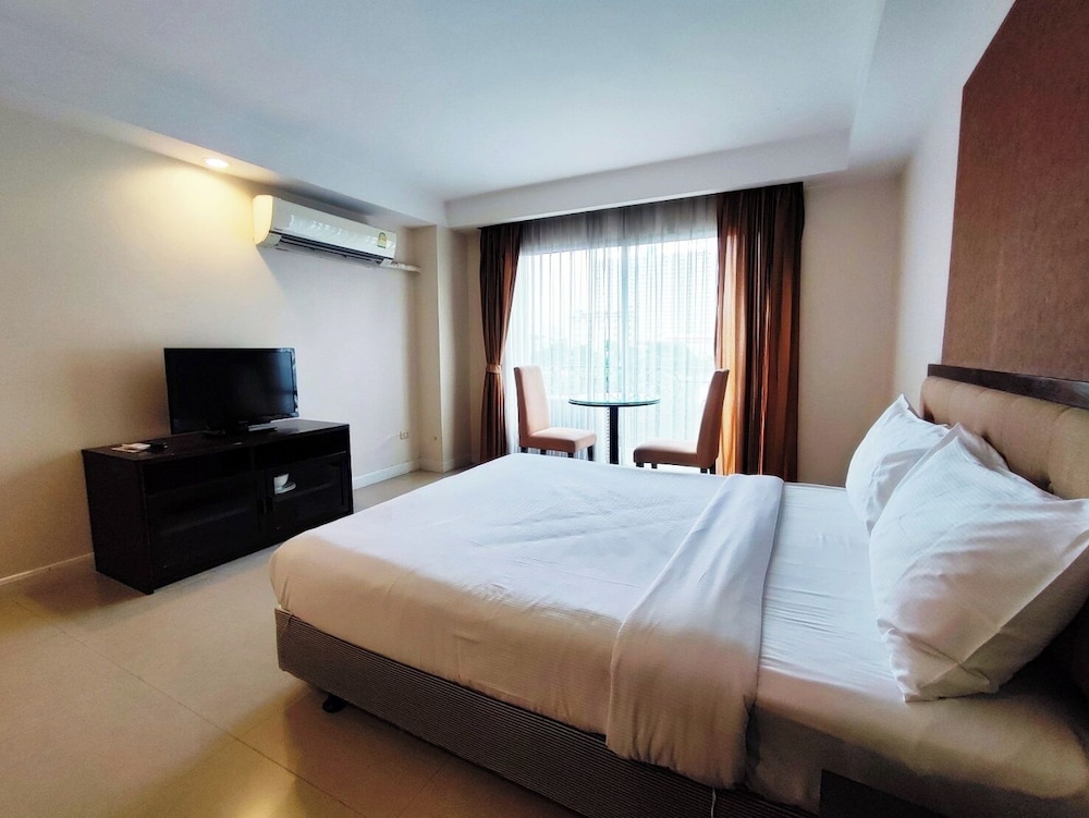 romance bangna hotel
