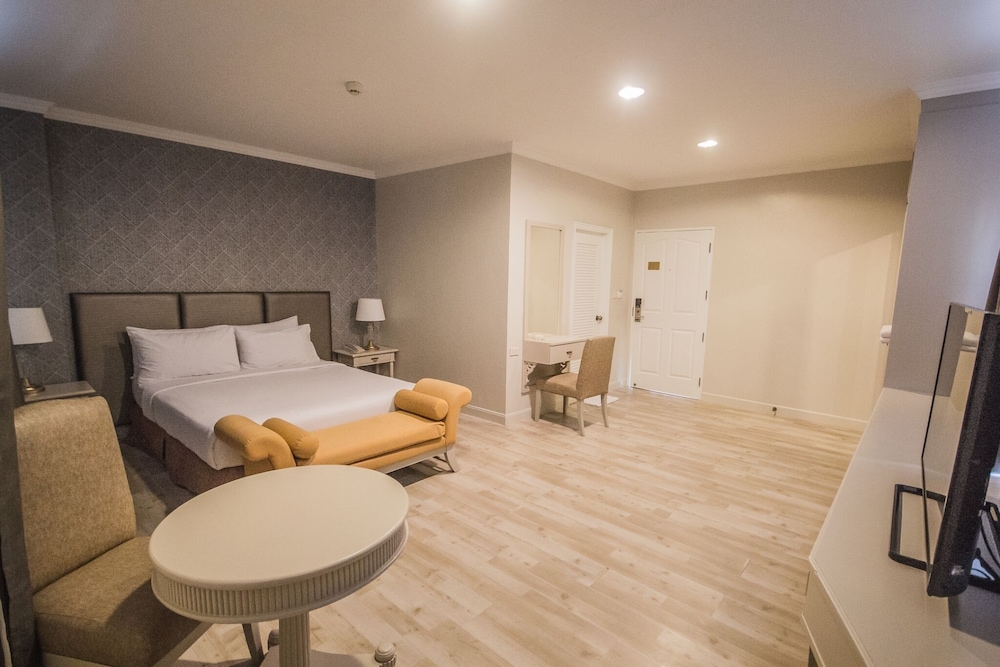 romance bangna hotel
