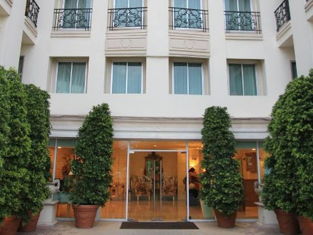 romance bangna hotel