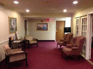 Country Hearth Inn & Suites Willard,Huron>>Cleveland,1 star