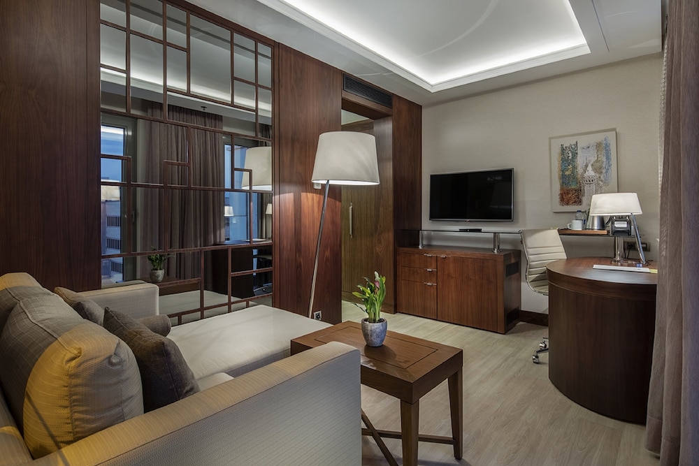 doubletree by hilton istanbul topkapi