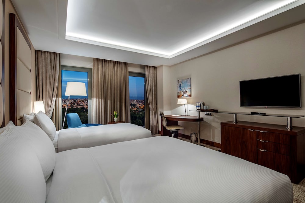 doubletree by hilton istanbul topkapi