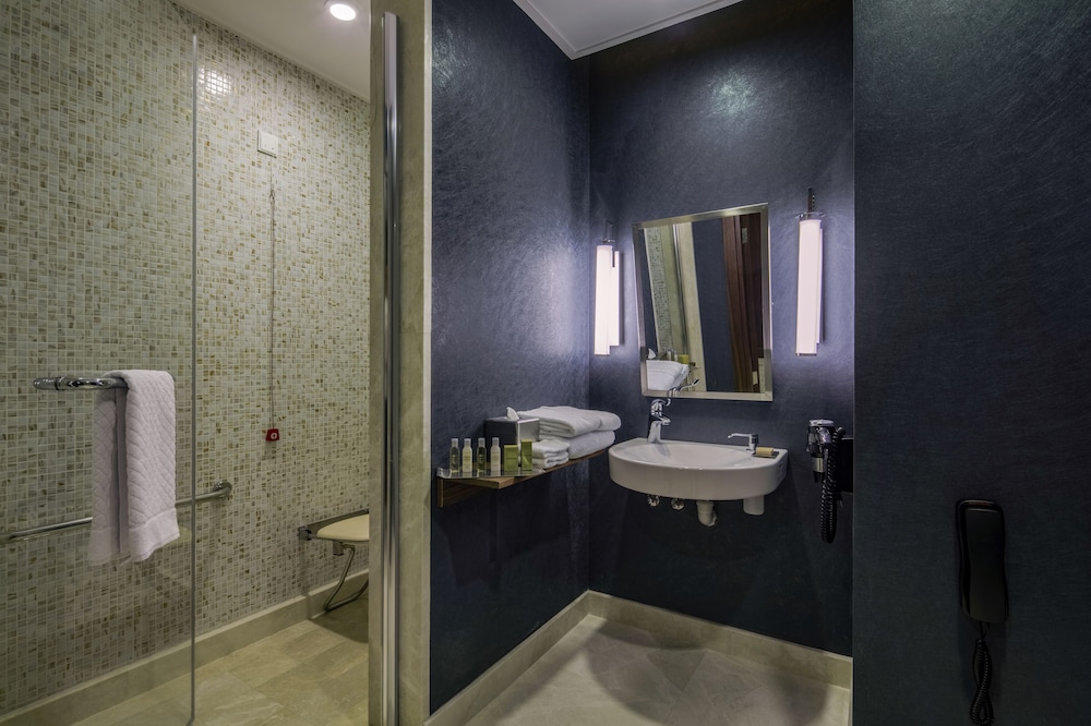 doubletree by hilton istanbul topkapi