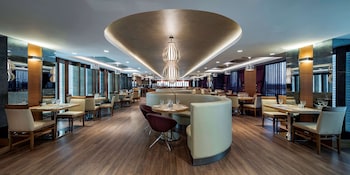 doubletree by hilton istanbul topkapi