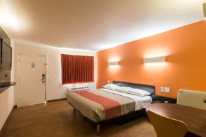 Motel 6 Wichita Falls, Tx - North,Texas>>Wichita Falls,2 star
