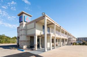 Motel 6 Wichita Falls, Tx - North,Texas>>Wichita Falls,2 star