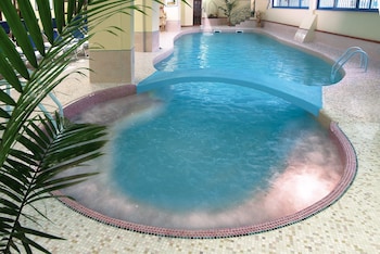 sporting baia hotel