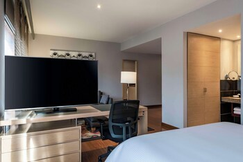 doubletree by hilton bogota calle 100