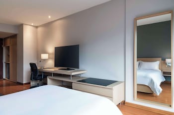 doubletree by hilton bogota calle 100