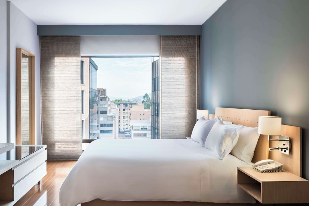 doubletree by hilton bogota calle 100