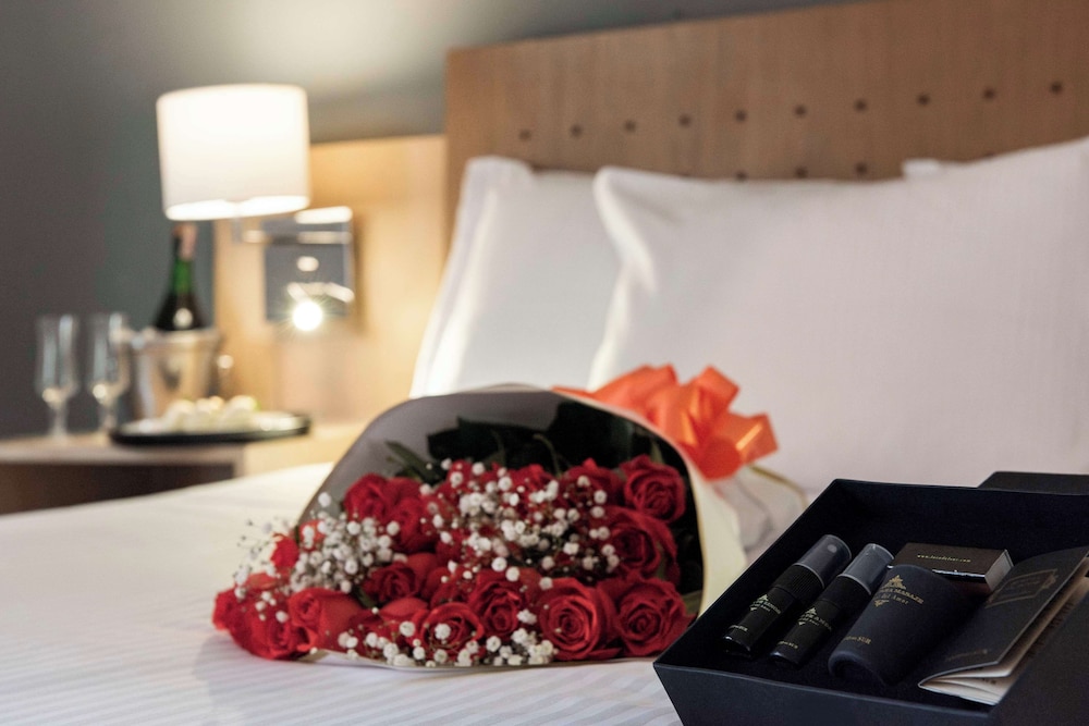 doubletree by hilton bogota calle 100