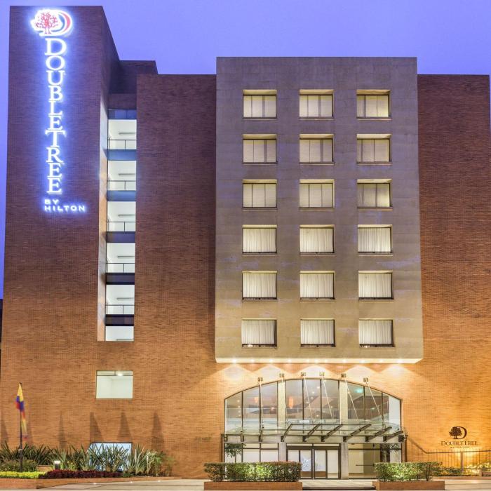 doubletree by hilton bogota calle 100