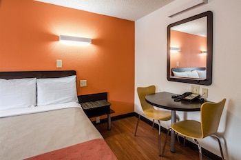 motel 6 troutville va