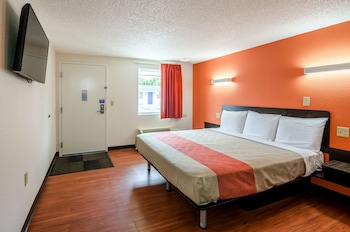 motel 6 troutville va