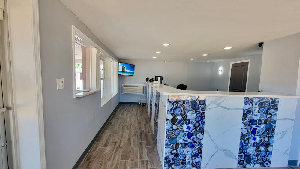 budget inn and suites