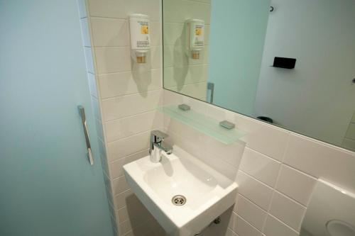 easyhotel rotterdam city centre