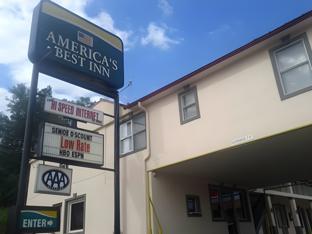 econo lodge calhoun north damascus