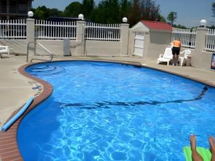 econo lodge calhoun north damascus