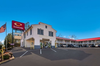 econo lodge calhoun north damascus