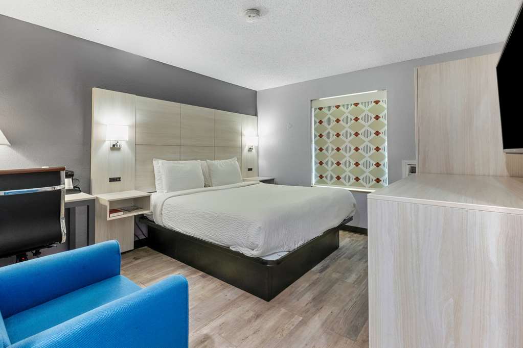 days inn by wyndham savannah gateway i 95