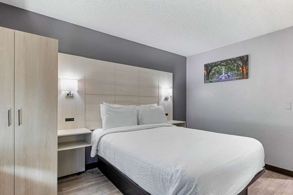 days inn by wyndham savannah gateway i 95