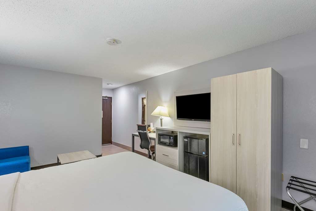 days inn by wyndham savannah gateway i 95