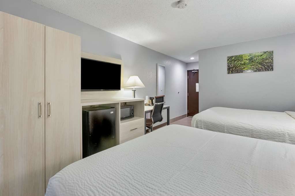 days inn by wyndham savannah gateway i 95